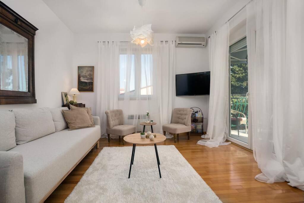 Duplex + Garage Apartment Rovinj Ngoại thất bức ảnh
