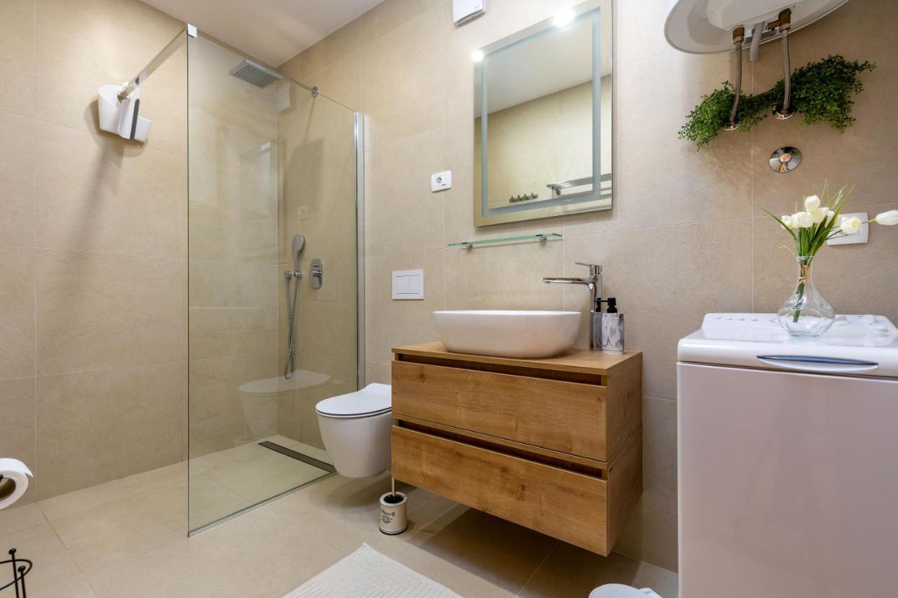 Duplex + Garage Apartment Rovinj Ngoại thất bức ảnh