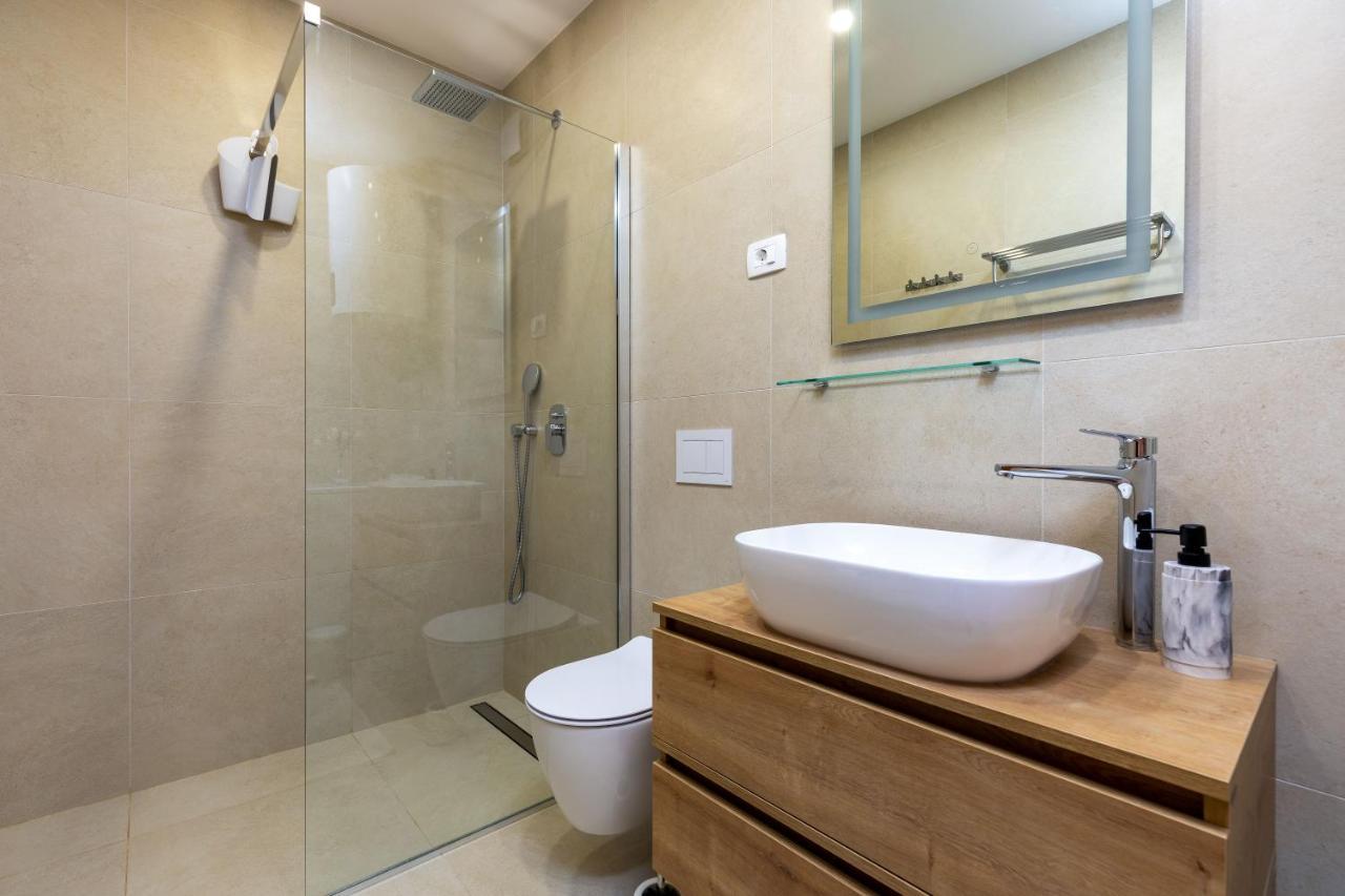Duplex + Garage Apartment Rovinj Ngoại thất bức ảnh
